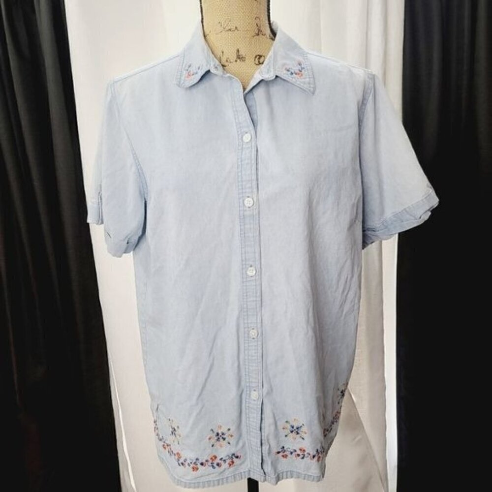 Vintage 90s Embroidered Denim Western Button Down Shirt